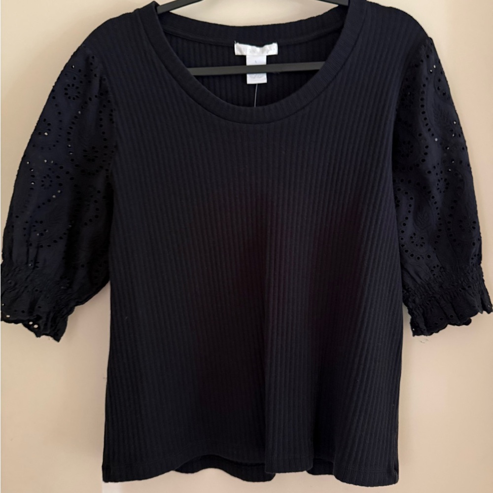 Design History Ribbed Eyelet Blouse - Picture 2 of 9